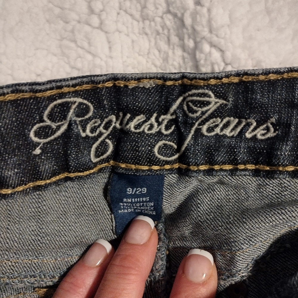 Woman's jeans - Picture 3 of 3